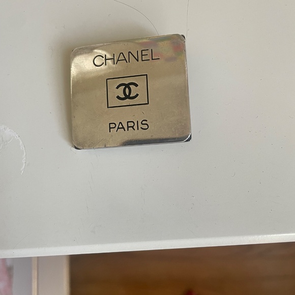 Chanel Pin - Picture 5 of 5